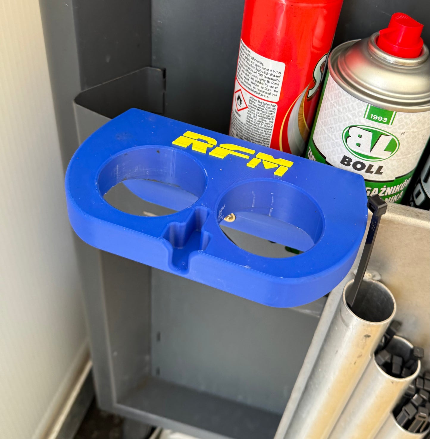Axle Holder